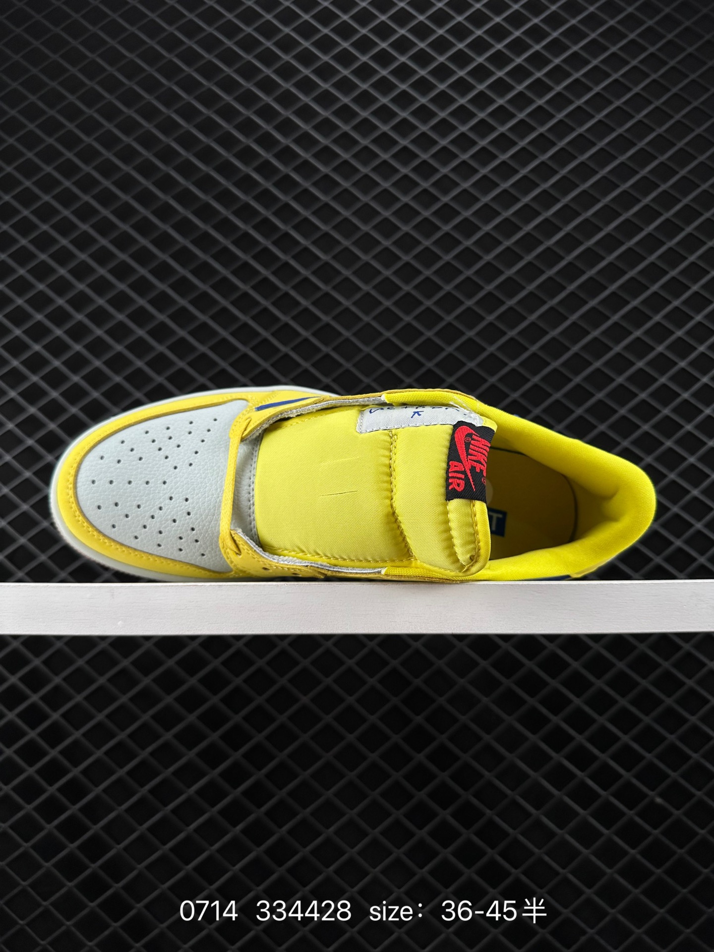 Travis Scott x Air Jordan 1 Low 